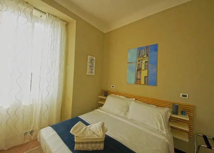 Luna Rooms